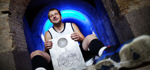 Киевский стритболист сразится в легендарной тюрьме за звание лучшего в мире