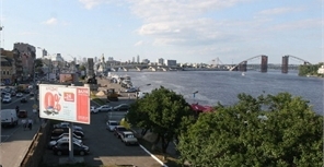 Набережное шоссе частично перекроют с 26 августа. Фото: Юрий Коломыцев, obozrevatel.com