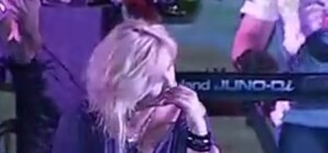 Ирина Билык светила нижним бельем перед детьми в одесском дельфинарии