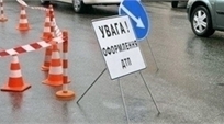 В Киеве из-за ДТП чуть не взорвался бензовоз. Фото с сайта autocentre.ua