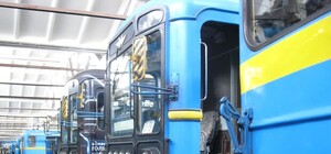 Где ночуют поезда Киевского метро. Экскурсия по депо 