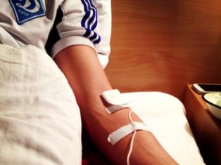 После приезда в Киев мигель отправился в больницу. Фото с официальной страницы спортсмена в facebook