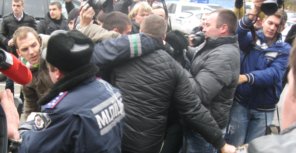 Участнику акции у "Каравана" вынесли приговор. Фото: Елизавета Павлова