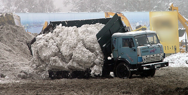 В Киеве начинается настоящая зима. Фото с сайта КГГА