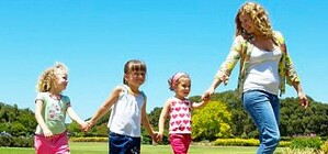 C кем оставить ребенка, если детсад закрыли на карантин или из-за непогоды