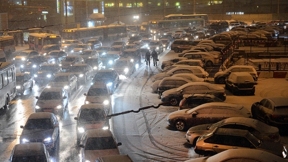 Чрезвычайную ситуацию в Киеве не спешат отменять. Фото: ИЗВЕСТИЯ/Владимир Суворов