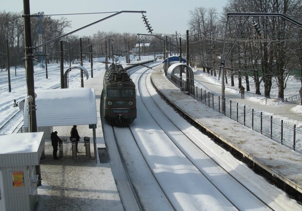 Новость - Транспорт и инфраструктура - Станция Киев-Волынский: зимний урбанистический пейзаж 