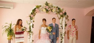 Луганские РАГСы: вместительный Камброд и романтичная Ленинка