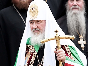 Тема раскола церквей стала лейтмотивом визита патриарха Кирилла в Украину. Фото УНИАН и Укринформ.
