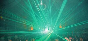 В Донецке владельцы клубов жалуются на безденежье – милиция будет их закрывать