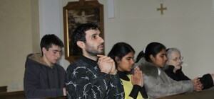 Фото-прогулка по единственному католическому храму Донецка: божественный орган, кабинка-исповедальня и страсти Христовы