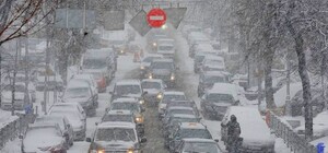 Киев застрял в пробках еще на три дня