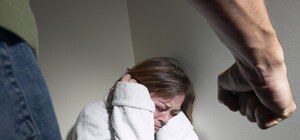 Под Запорожьем мужик жестоко забил любимую до смерти