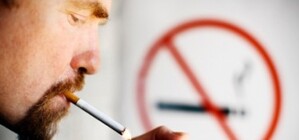 Крымское кафе заплатит до 10 тысяч за курильщиков