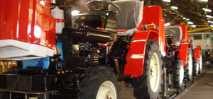 Украина и Китай договорились о совместном производстве тракторов