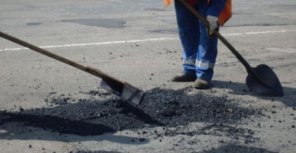 В столице будут ремонтировать дороги. Фото: companion.ua