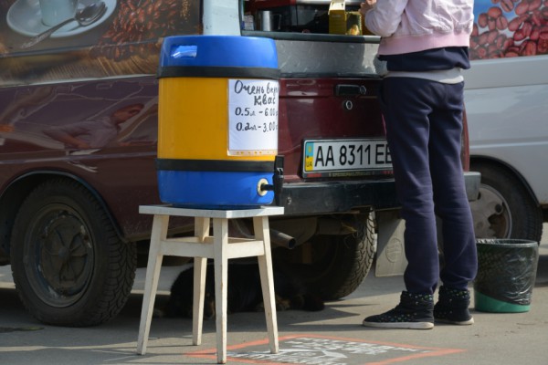 На улицах города уже появляются первые бочонки с живым квасом.
Фото: news.bigmir.net 