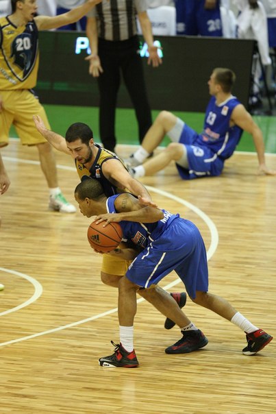Новость - Досуг и еда - Завтра во Дворце Спорта состоится баскетбольный матч между Киевом и Мариуполем