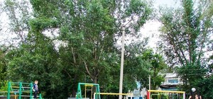 Кто должен проверять детские площадки Киева?