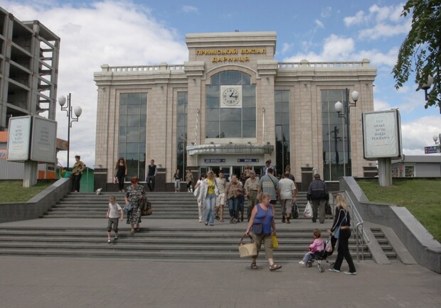 На Дарницком вокзале будут останавливаться международные поезда. Фото: vzglyad.net.ua