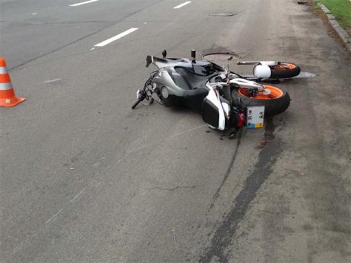 После удара мотоцикл пролетел несколько десятков метров
Фото: Николая ШИНКАРЯ