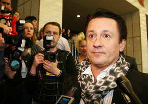 Меньшиков получит ключи в августе.
Фото: film.ru