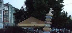 Торговцы-нелегалы заполонили Пейзажную аллею