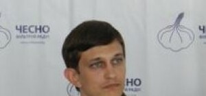 Общественник нападает на луганчан с электрошокером