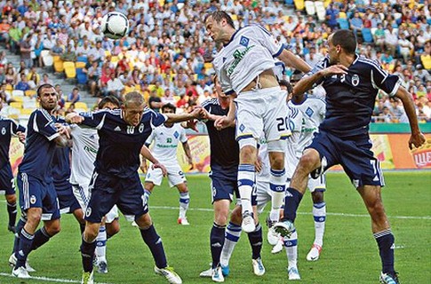 Матч "Говерла" - "Динамо" покажет телеканал "Футбол". Фото: sport-xl.net
