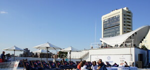 Как это было: открытие бассейнов на крыше Ocean Plaza