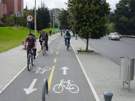 В Киеве будут обсуждать концепцию велодорожек. Фото: blog.i.ua