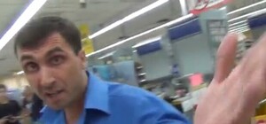 Как в донецком супермаркете охранник реагирует на съемку – смотрим видео