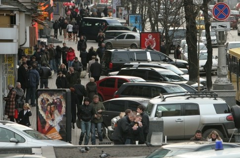 Попов возьмется за парковки. Фото: vu.ua