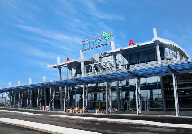 В "Жулянах" откроют новый терминал. Фото: rada2012.net.ua 