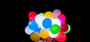 Скандал: рекордный запуск гелиевых шаров опасен для экологии