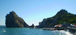 Бабье лето в Крыму проходит среди мусорных завалов