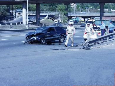 Часто отбойники спасают участников дорожного движения от двойных аварий.
Фото с сайта autonews.rbc.ua