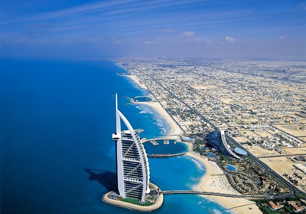 С октября по апрель в Дубаи прекрасная погода. Фото: aupair-agency.at.ua
