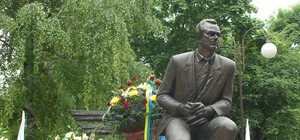 Памятник Лобановскому перенесут на новое место