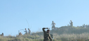 Как это было: самолеты, взрывы и форма от Hugo Boss - в Севастополе прошла военная реконструкция