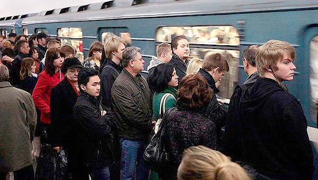 Сегодня утром от "Шулявской" до "Святошино" не ходили поезда. Фото с сайта ria.ru