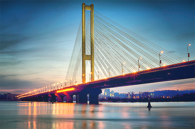 Южный мост на выходных будут ремонтировать. Фото с сайта foto.ua