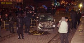 Луганскую елку собираются забаррикадировать