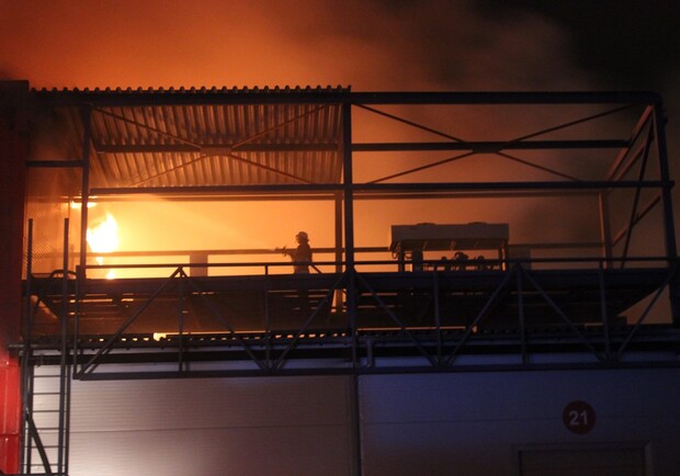 21 декабря горел рынок. Фото с сайта 112.ua