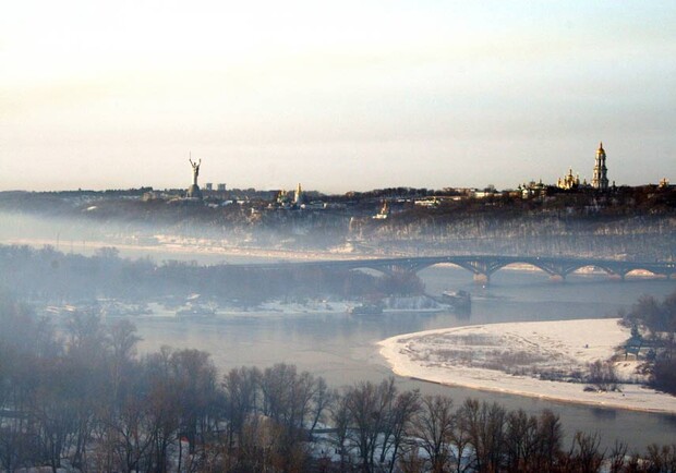 Туман еще придется потерпеть. Фото с сайта vk.com/my_city_kiev