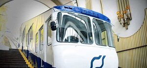 Сам такой: Артемий Лебедев обозвал киевский фуникулер