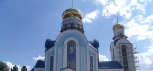 Святые места Луганщины - знаковые православные храмы области в одном издании