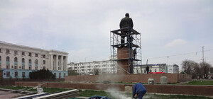 В Симферополе поставят 5 новых памятников