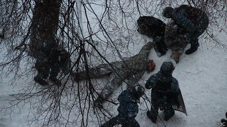 В милиции признали, что на Грушевского умерло двое. Фото с сайта bbc.co.uk