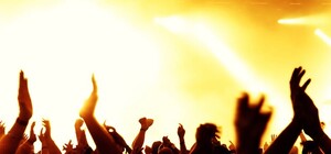 Самые ожидаемые концерты февраля: Александр Розенбаум, Тина Кароль, Анна Седокова, Ирина Дубцова, Гару, группы 